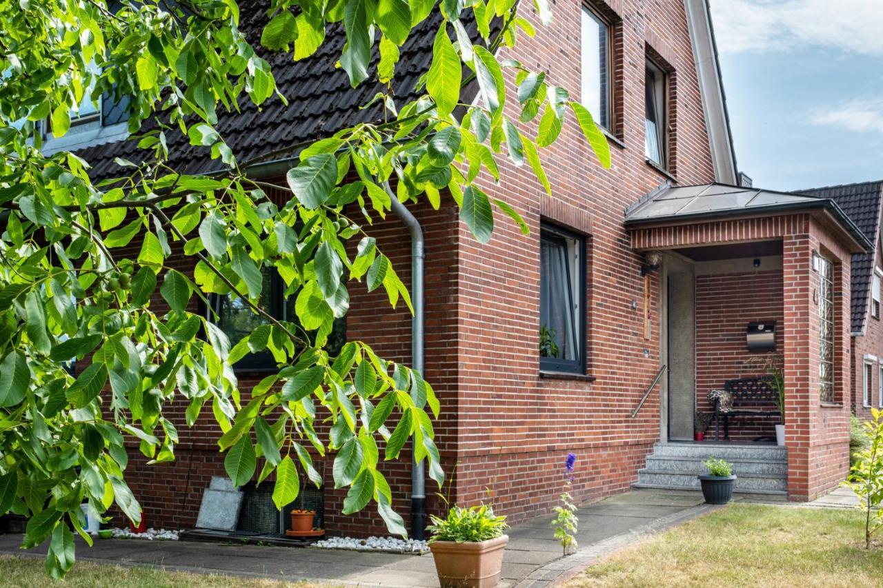 Ferienwohnung Am Elbstrom Stade Exteriör bild